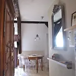 De L'oncle Hansi דירה *
