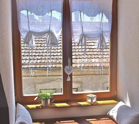 De L'oncle Hansi Апартаменты *